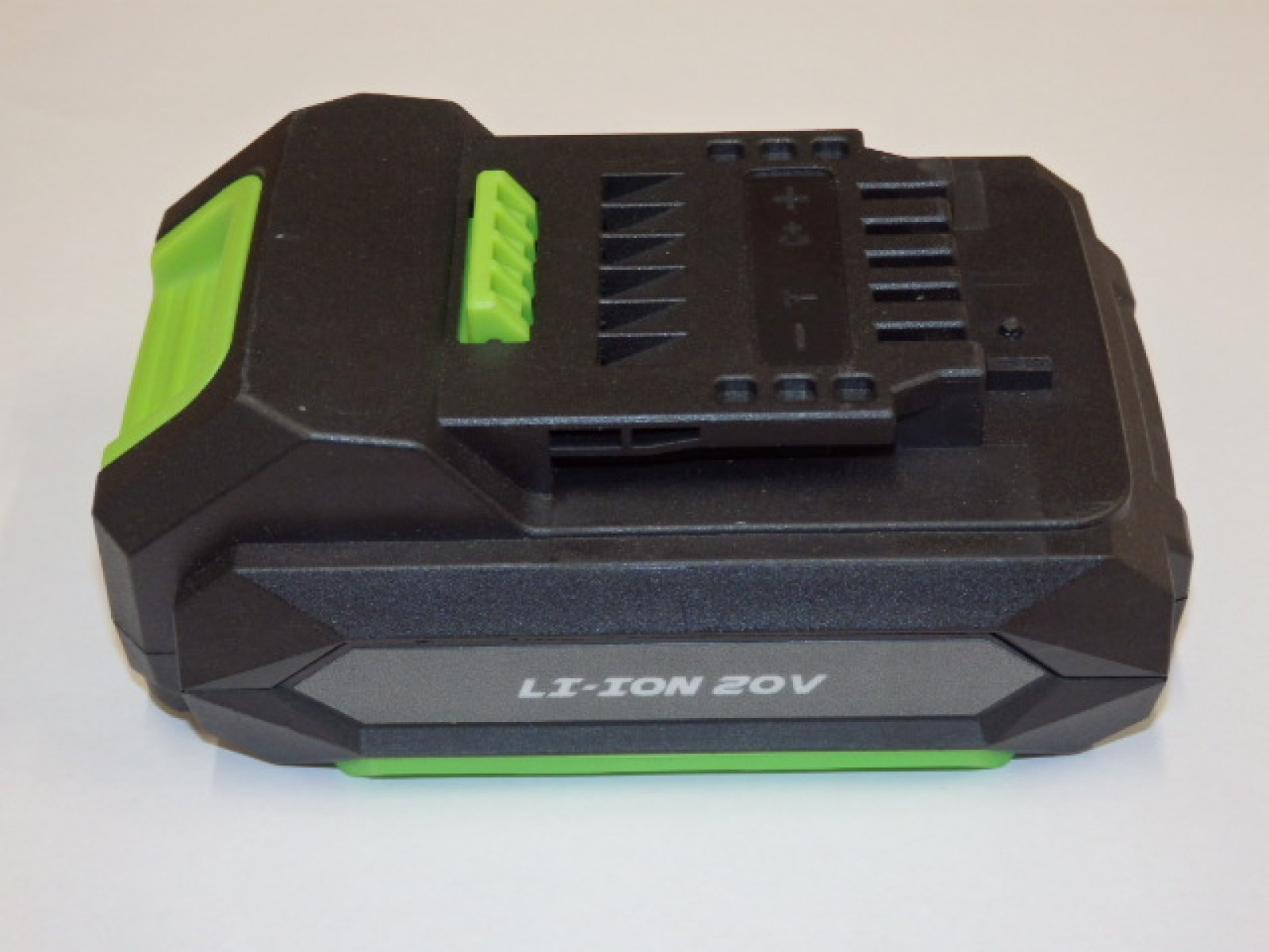 VERDEMAX Baterie 20V-2Ah PE20 (4334)